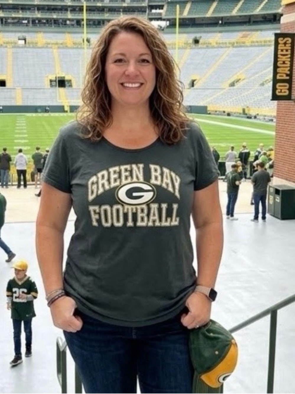 🏈Green Bay Football “Majestic Fan Fashion” Top XL